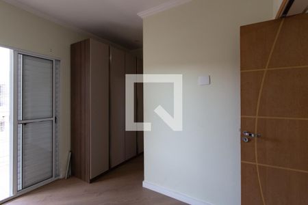 Suíte 1 de casa para alugar com 4 quartos, 350m² em Vila Carmosina, São Paulo