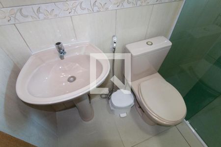 Casa para alugar com 350m², 4 quartos e 6 vagas Casa para alugar com 350m², 4 quartos e 6 vagasBanheiro dfa Suíte 2