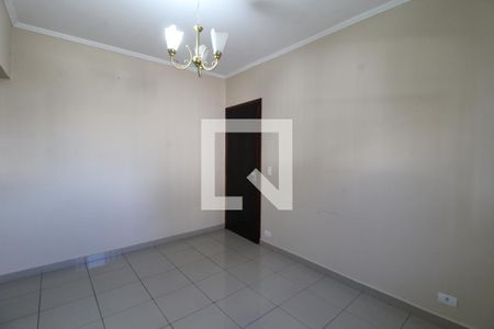 Sala de casa para alugar com 1 quarto, 40m² em Jardim Guarapiranga, São Paulo
