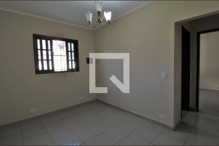 Sala de casa para alugar com 1 quarto, 40m² em Jardim Guarapiranga, São Paulo