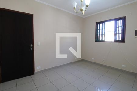 Sala de casa para alugar com 1 quarto, 40m² em Jardim Guarapiranga, São Paulo