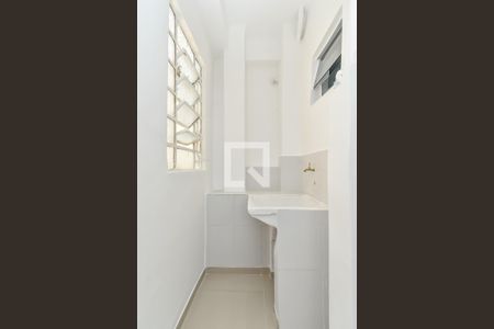 Apartamento para alugar com 45m², 2 quartos e sem vaga Apartamento para alugar com 45m², 2 quartos e sem vagaCozinha e Área de Serviço