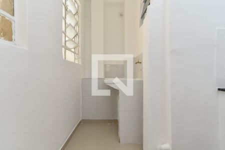 Apartamento para alugar com 45m², 2 quartos e sem vaga Apartamento para alugar com 45m², 2 quartos e sem vagaCozinha e Área de Serviço