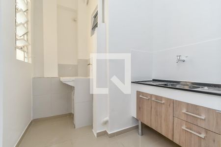 Apartamento para alugar com 45m², 2 quartos e sem vaga Apartamento para alugar com 45m², 2 quartos e sem vagaCozinha e Área de Serviço
