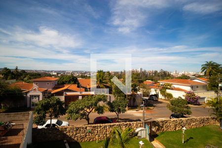 Casa à venda com 1000m², 13 quartos e 4 vagasVista da Sacada das suítes 05 e 06 e Quarto 03