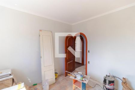 Casa à venda com 1000m², 13 quartos e 4 vagasQuarto 01