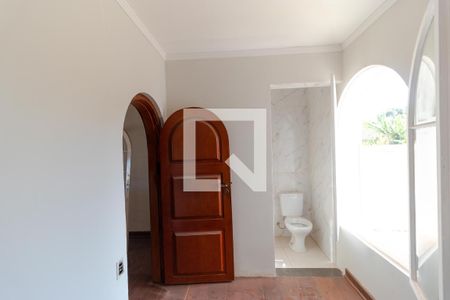 Casa à venda com 1000m², 13 quartos e 4 vagasSuíte 01