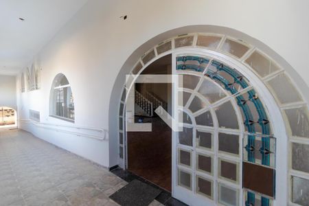 Casa à venda com 1000m², 13 quartos e 4 vagasEntrada