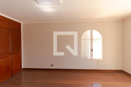 Casa à venda com 1000m², 13 quartos e 4 vagasQuarto 03