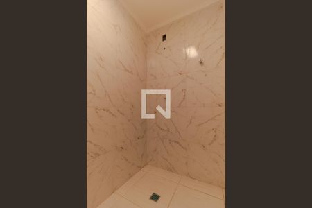 Casa à venda com 1000m², 13 quartos e 4 vagasBanheiro da Suíte 03