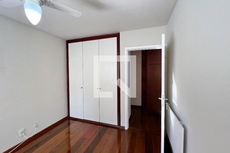 Quarto 1 de apartamento para alugar com 3 quartos, 90m² em Vila Uberabinha, São Paulo