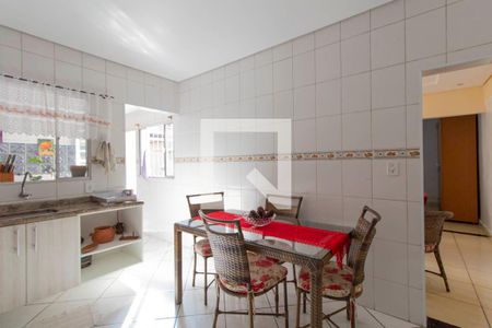 Casa à venda com 90m², 3 quartos e sem vaga Casa à venda com 90m², 3 quartos e sem vagaCasa 2 Cozinha