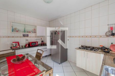 Casa à venda com 90m², 3 quartos e sem vaga Casa à venda com 90m², 3 quartos e sem vagaCasa 2 Cozinha