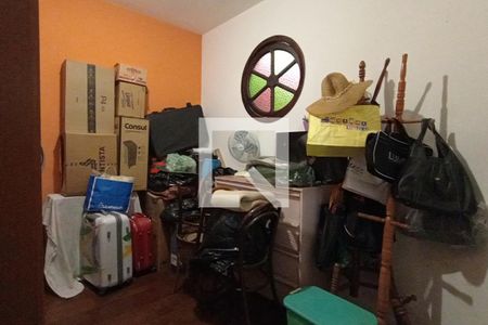 Casa à venda com 370m², 4 quartos e 4 vagas Casa à venda com 370m², 4 quartos e 4 vagasQuarto 2