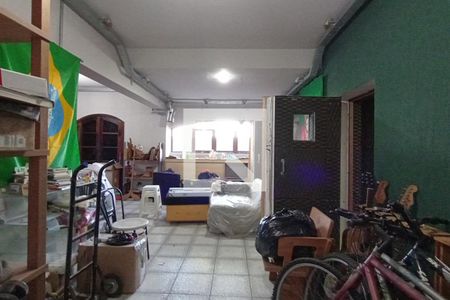 Casa à venda com 370m², 4 quartos e 4 vagas Casa à venda com 370m², 4 quartos e 4 vagasÁrea Gourmet