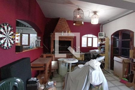 Casa à venda com 370m², 4 quartos e 4 vagas Casa à venda com 370m², 4 quartos e 4 vagasÁrea Gourmet