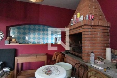 Casa à venda com 370m², 4 quartos e 4 vagas Casa à venda com 370m², 4 quartos e 4 vagasÁrea Gourmet