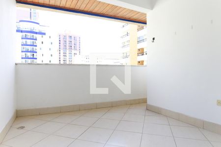 Apartamento para alugar com 116m², 3 quartos e 1 vagaSacada