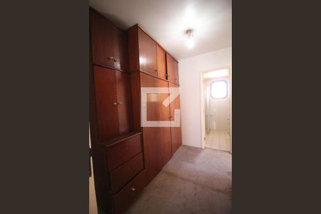 Apartamento à venda com 187m², 4 quartos e 3 vagasQuarto