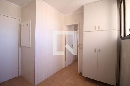 Apartamento à venda com 187m², 4 quartos e 3 vagasCozinha