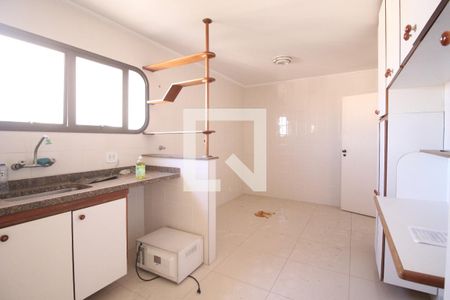Apartamento à venda com 187m², 4 quartos e 3 vagasCozinha