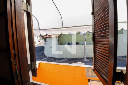 Vista Quarto 1 de casa para alugar com 3 quartos, 164m² em Jardim Rosa de Franca, Guarulhos