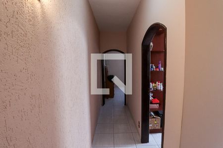 Corredor para is quartos de casa para alugar com 3 quartos, 164m² em Jardim Rosa de Franca, Guarulhos