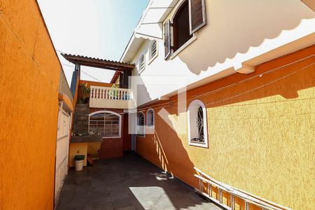 Casa para alugar com 164m², 3 quartos e 3 vagasQuintal