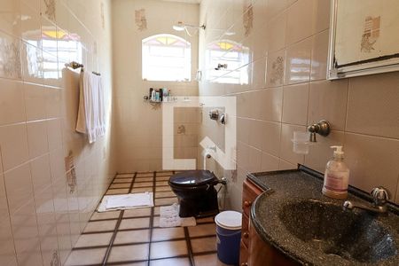 Casa para alugar com 164m², 3 quartos e 3 vagasBanheiro do segundo andar
