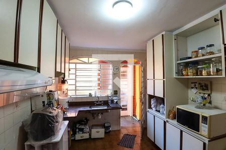 Casa para alugar com 164m², 3 quartos e 3 vagasCozinha