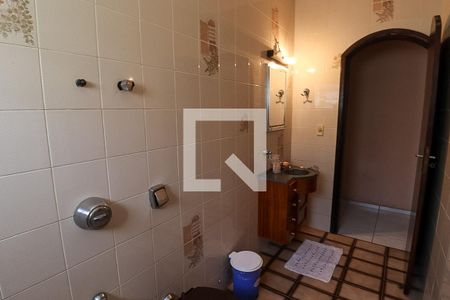 Casa para alugar com 164m², 3 quartos e 3 vagasBanheiro do segundo andar
