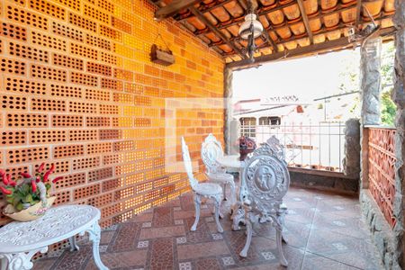 Casa à venda com 372m², 3 quartos e 3 vagasVaranda