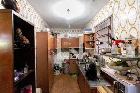 Casa à venda com 372m², 3 quartos e 3 vagasCozinha