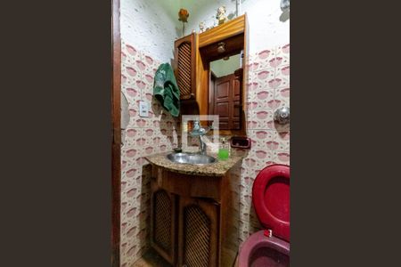 Casa à venda com 372m², 3 quartos e 3 vagasBanheiro Social