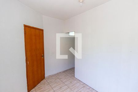 Sala de apartamento para alugar com 1 quarto, 40m² em Bento Ribeiro, Rio de Janeiro