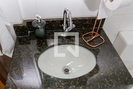 Casa para alugar com 380m², 3 quartos e 2 vagasDetalhe banheiro