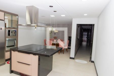 Casa para alugar com 380m², 3 quartos e 2 vagasCozinha