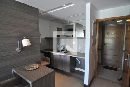 Studio para alugar com 35m², 1 quarto e 1 vagaCozinha - Armários