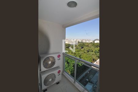 Varanda da Sala  de kitnet/studio para alugar com 1 quarto, 35m² em Jacarepaguá, Rio de Janeiro