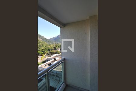Varanda da Sala  de kitnet/studio para alugar com 1 quarto, 35m² em Jacarepaguá, Rio de Janeiro