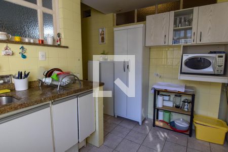 Apartamento à venda com 215m², 4 quartos e 1 vagaCozinha