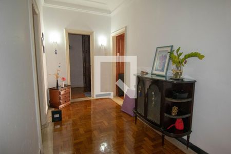 Apartamento à venda com 215m², 4 quartos e 1 vagaSaleta