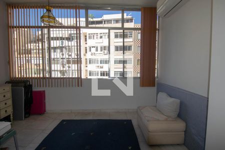 Apartamento à venda com 215m², 4 quartos e 1 vagavaranda