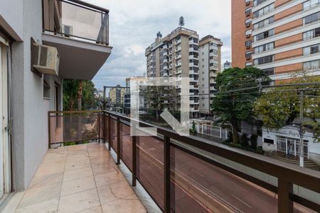 Apartamento para alugar com 224m², 3 quartos e 2 vagasVaranda do quarto 2