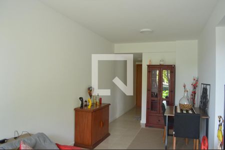 Sala de apartamento para alugar com 3 quartos, 78m² em Taquara, Rio de Janeiro