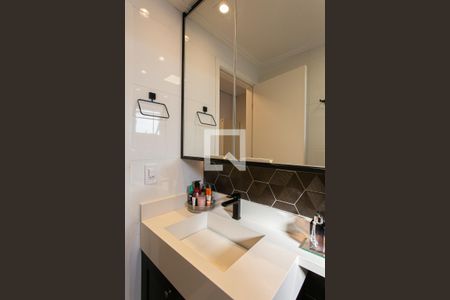 Apartamento à venda com 73m², 3 quartos e 1 vaga Apartamento à venda com 73m², 3 quartos e 1 vagaBanheiro da Suíte