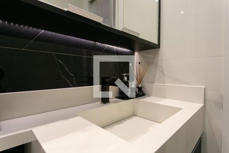 Apartamento à venda com 73m², 3 quartos e 1 vaga Apartamento à venda com 73m², 3 quartos e 1 vagaBanheiro