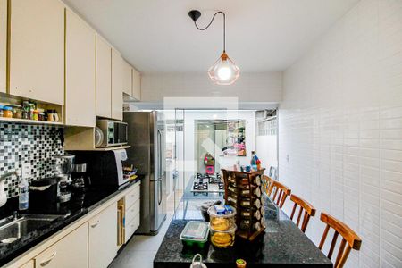 Casa à venda com 113m², 2 quartos e 1 vaga Casa à venda com 113m², 2 quartos e 1 vagaCozinha