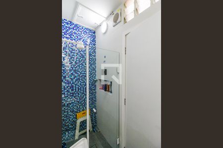 Casa à venda com 113m², 2 quartos e 1 vaga Casa à venda com 113m², 2 quartos e 1 vagaBanheiro