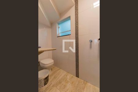 Casa à venda com 300m², 3 quartos e 6 vagasLavabo Churrasqueira